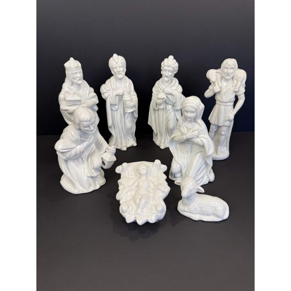 Small Vintage 8 Piece White‎ Ceramic Porcelain Christmas Nativity Set Scene
